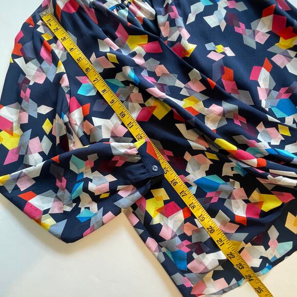 Trina Turk Silk Faux Wrap Top Womens Medium Multicolor Geometric Print Blouse - Picture 7 of 7